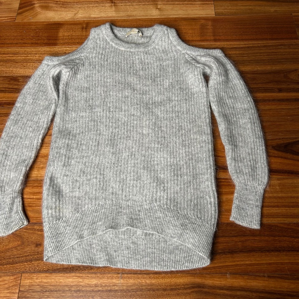Michael Kors Gray Knit cold‎ Shoulder wool blend Sweater xs